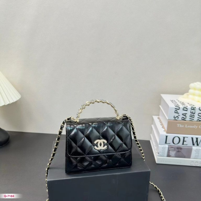 C- Cute PurseC- Cute Purse