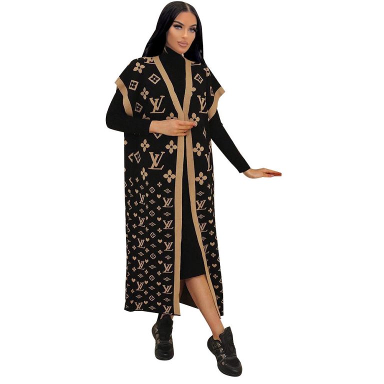 LV-Knitted Cardigan Sweater (Y71392)LV-Knitted Cardigan Sweater (Y71392)