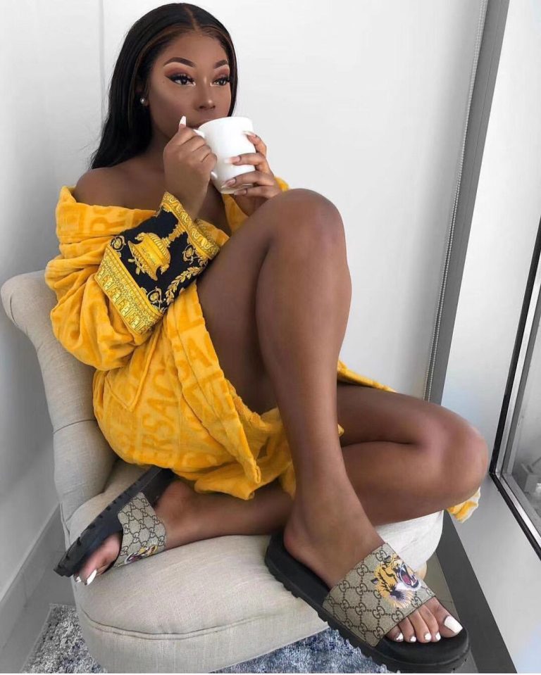 V-Fashion Bathrobe-Yellow(VB2)V-Fashion Bathrobe-Yellow(VB2)