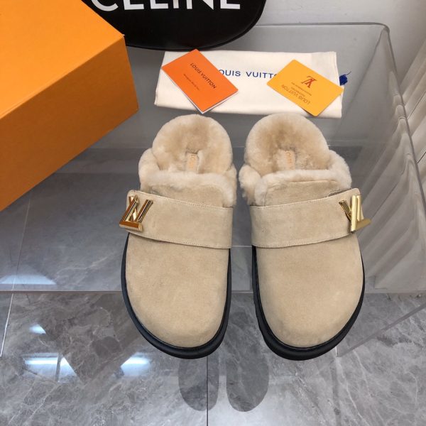 L- Female Top Quality Fleece Slippers(L1021)L- Female Top Quality Fleece Slippers(L1021)