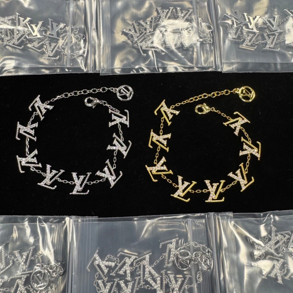 L-Bracelet(DE16009）L-Bracelet(DE16009）