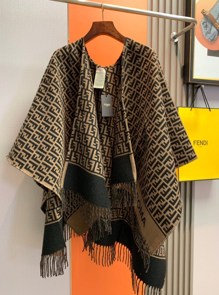 F-Shawl (JP3255)F-Shawl (JP3255)