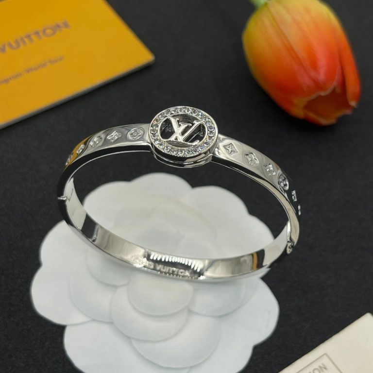 L-Bangle (DE2888)L-Bangle (DE2888)
