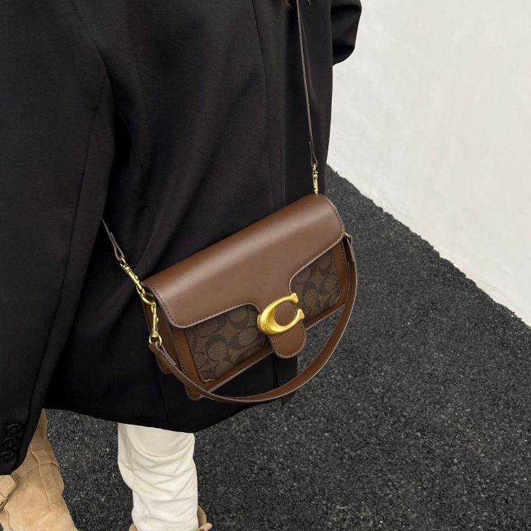 C-crossbody bag (XD1883)C-crossbody bag (XD1883)