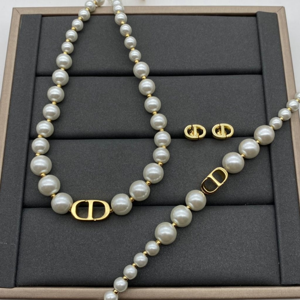 D- 3 pcs Pearl Jewelry Set (DE3502)D- 3 pcs Pearl Jewelry Set (DE3502)