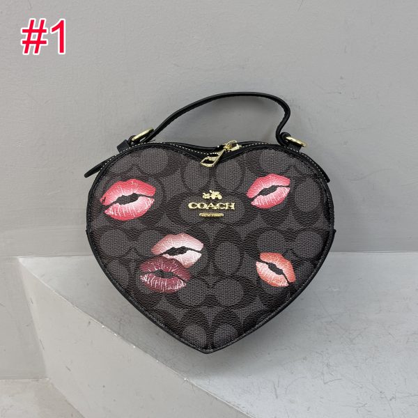 C-Heart Shaped Crossbody Bag（DW997）C-Heart Shaped Crossbody Bag（DW997）