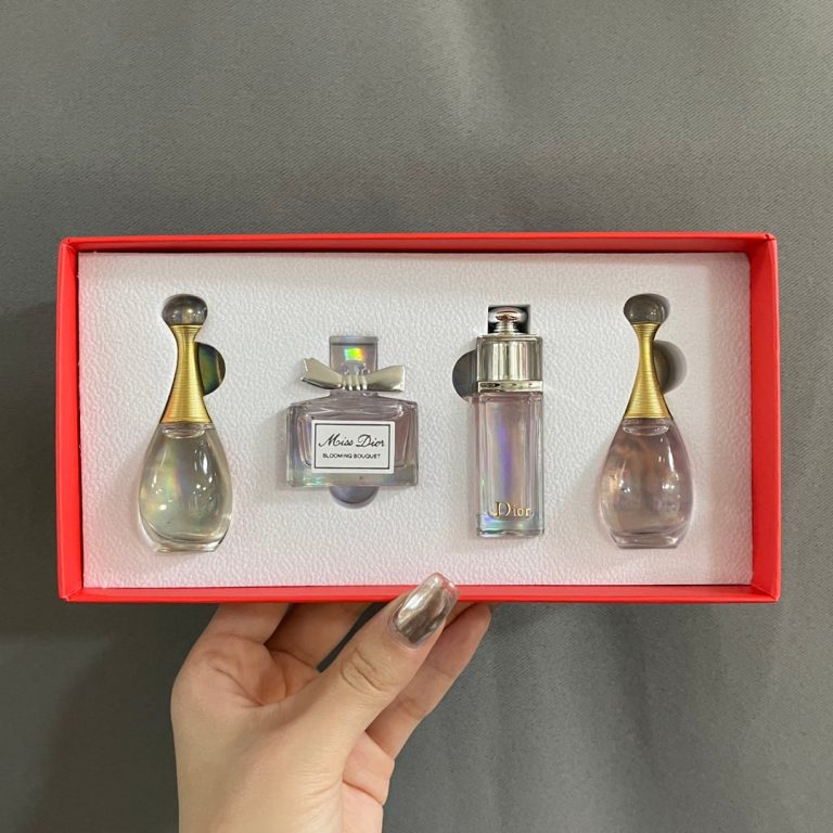 Perfume 4PCS SetsPerfume 4PCS Sets