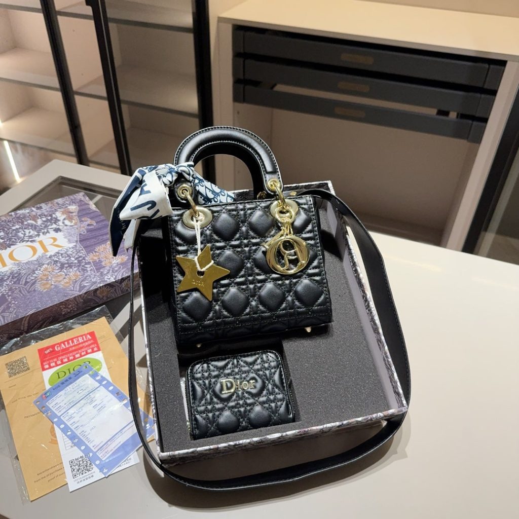 D-Handbag 2PCS(QC730)D-Handbag 2PCS(QC730)