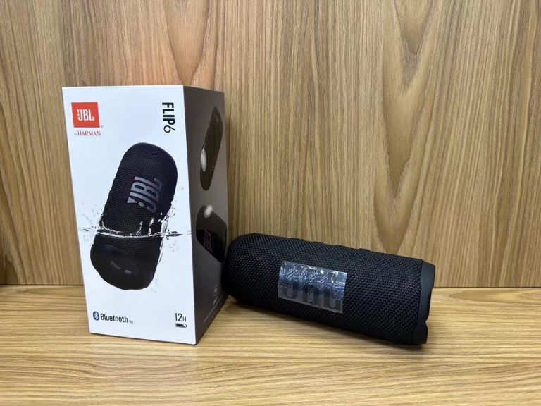 JBL Bluetooth SpeakerJBL Bluetooth Speaker