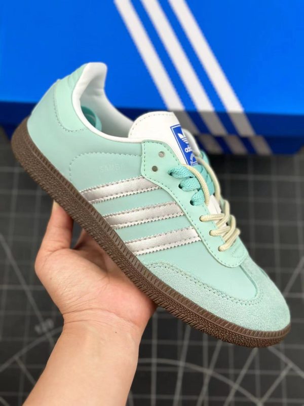 A-Light Green Sneakers（MZ910）A-Light Green Sneakers（MZ910）