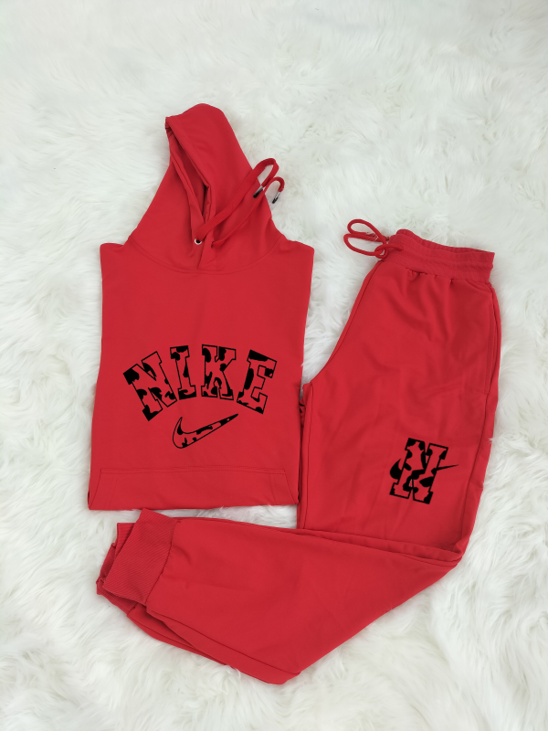 N-Red Suit or Sneaker(4919)