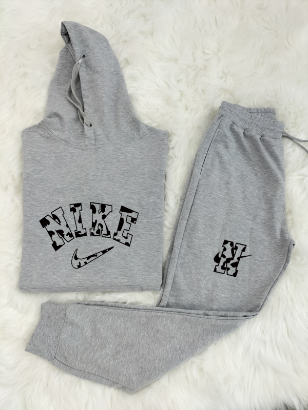 N-Gray Suit or Sneaker(4919)N-Gray Suit or Sneaker(4919)