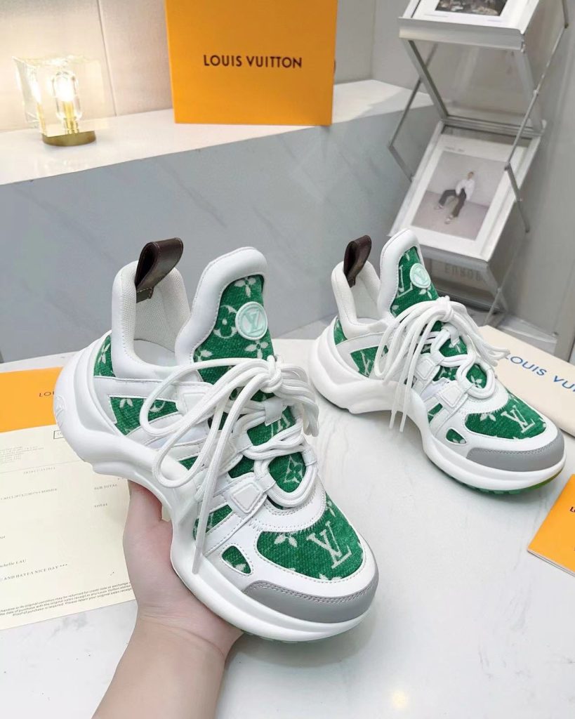 L-Top Sneaker (L1620)L-Top Sneaker (L1620)