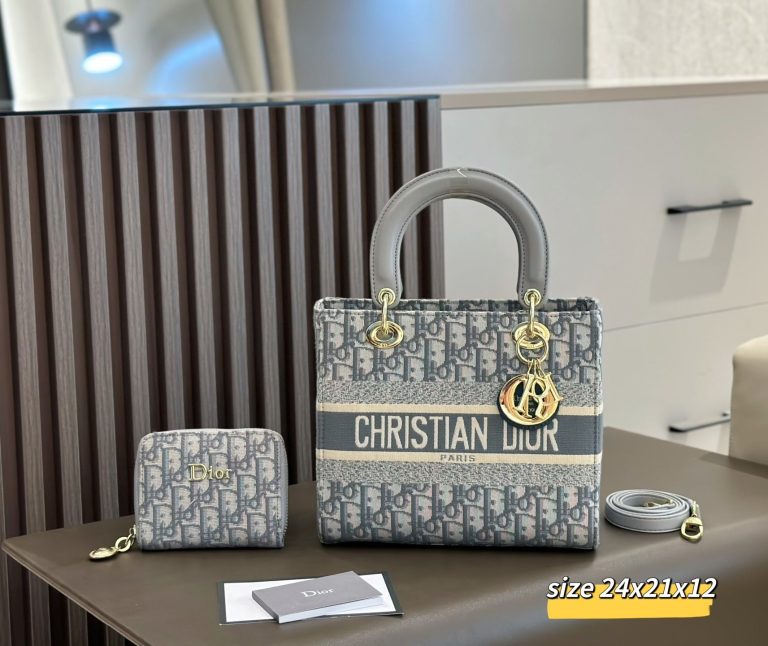 D-Embroidery 2 pcs bag set (QC12129)D-Embroidery 2 pcs bag set (QC12129)