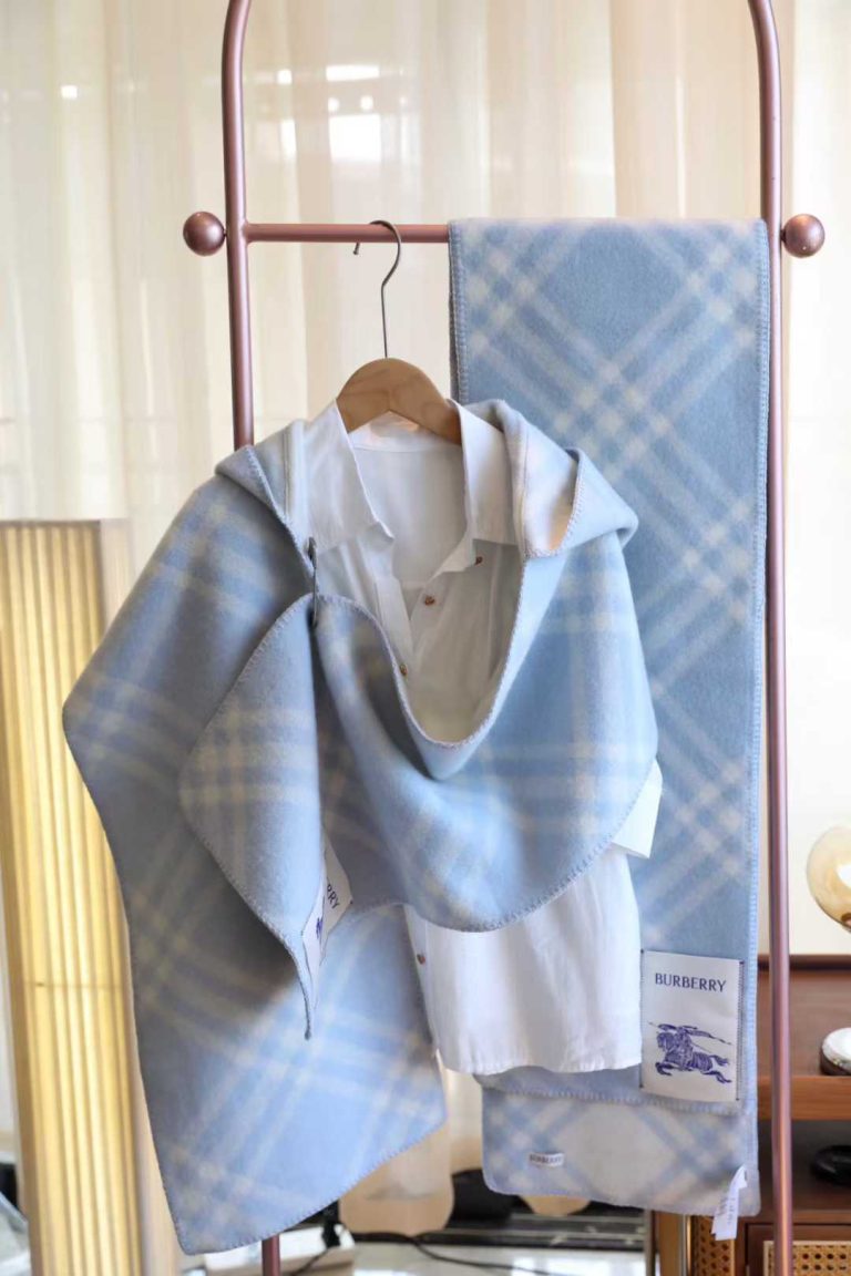 B-Scarf with Hoodie（PJ051）B-Scarf with Hoodie（PJ051）