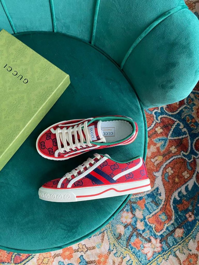 G- Red Sneakers (YC1670)G- Red Sneakers (YC1670)