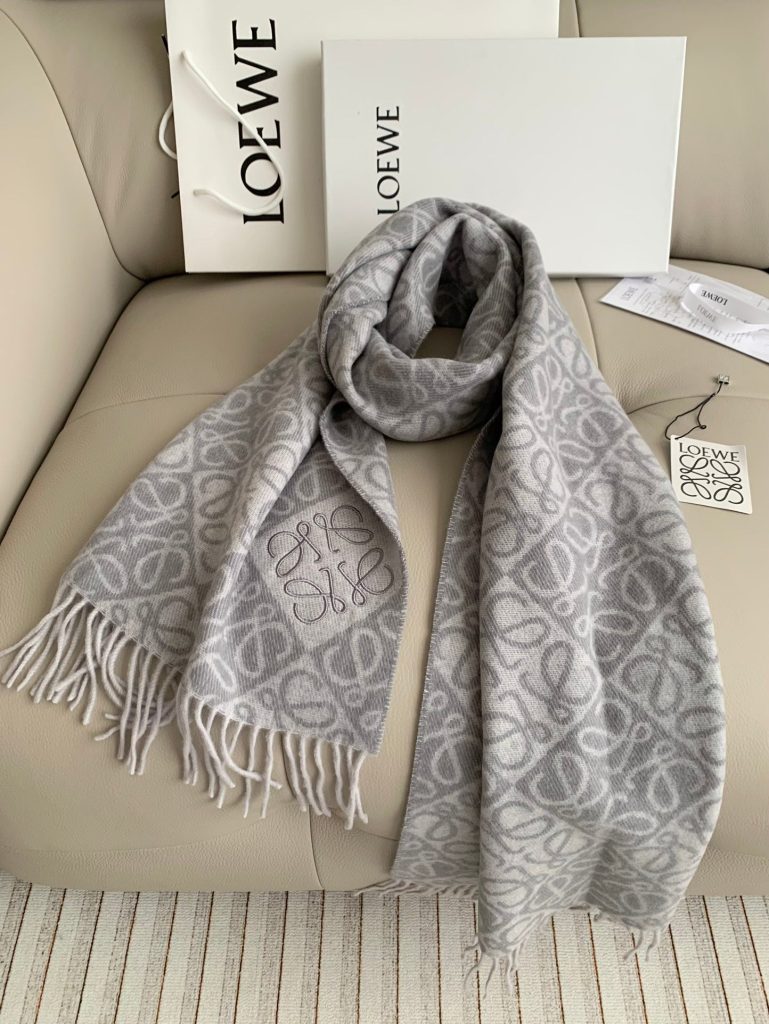 L- Scarf (JP3683)L- Scarf (JP3683)