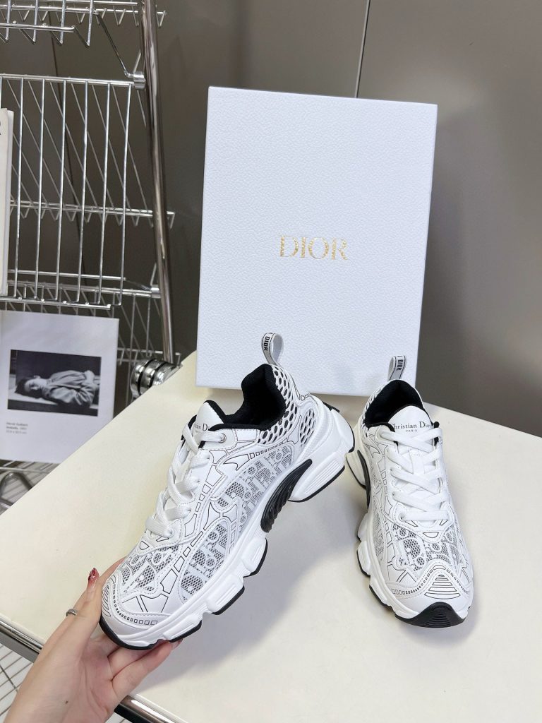 D-White Fashionable Sneakers(DP172)D-White Fashionable Sneakers(DP172)