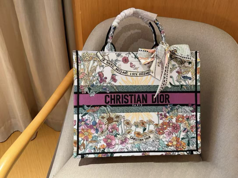 D-Embroidered Tote Bag(QC27)D-Embroidered Tote Bag(QC27)