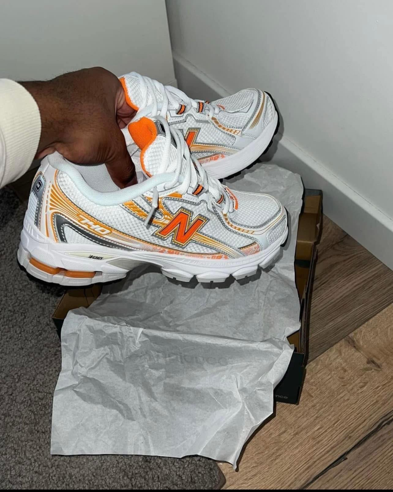 New Orange sneakers(MZ321)New Orange sneakers(MZ321)