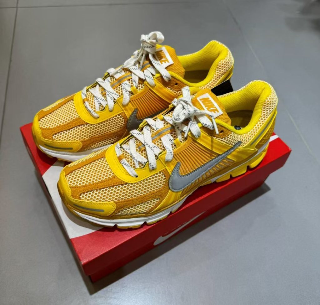 N-Yellow Sneakers(MZ555)N-Yellow Sneakers(MZ555)