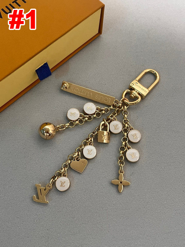 L-Keychain and Bag Charm (DP1488)L-Keychain and Bag Charm (DP1488)
