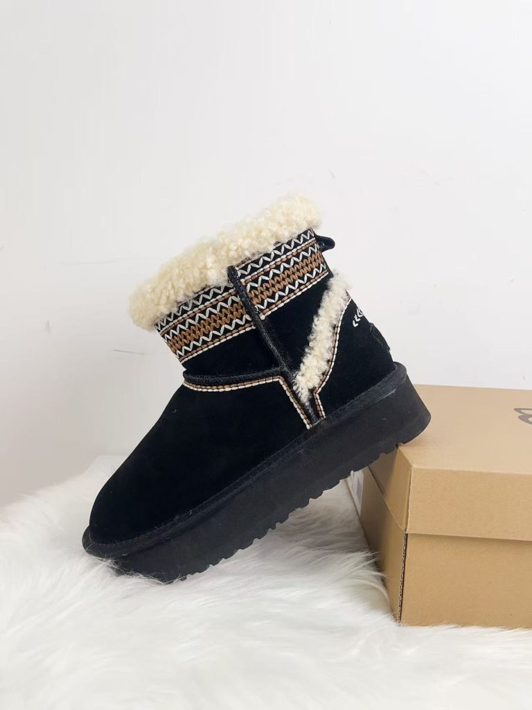 UGG Platform Boots（XDX137）UGG Platform Boots（XDX137）
