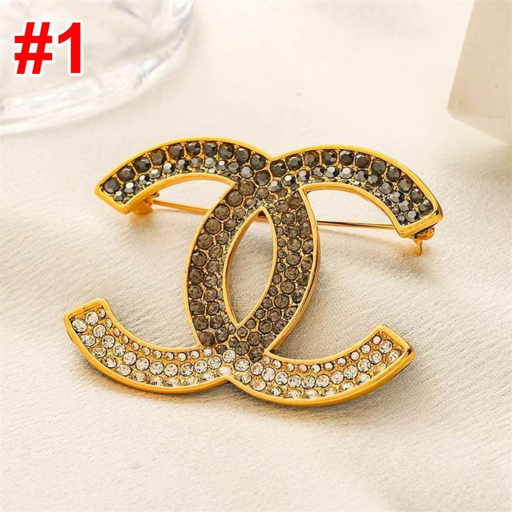 C-Brooch (DPZG2597)C-Brooch (DPZG2597)