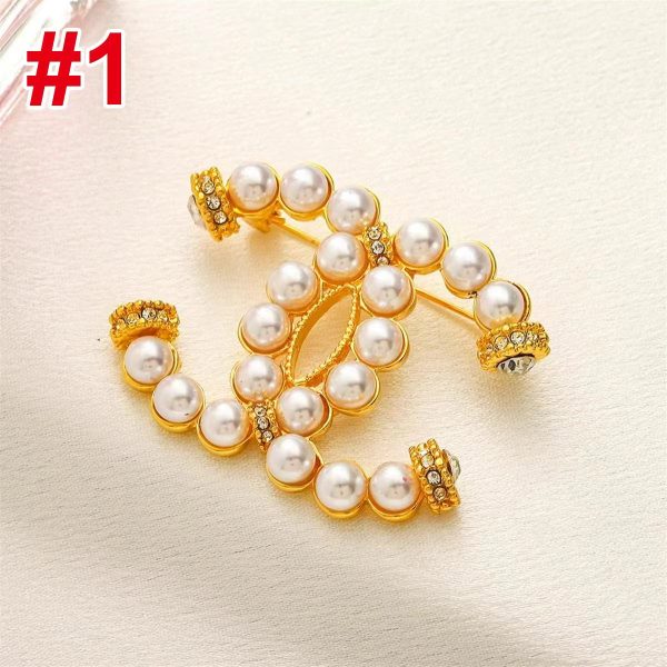 C-Brooch (DPZG2692)C-Brooch (DPZG2692)