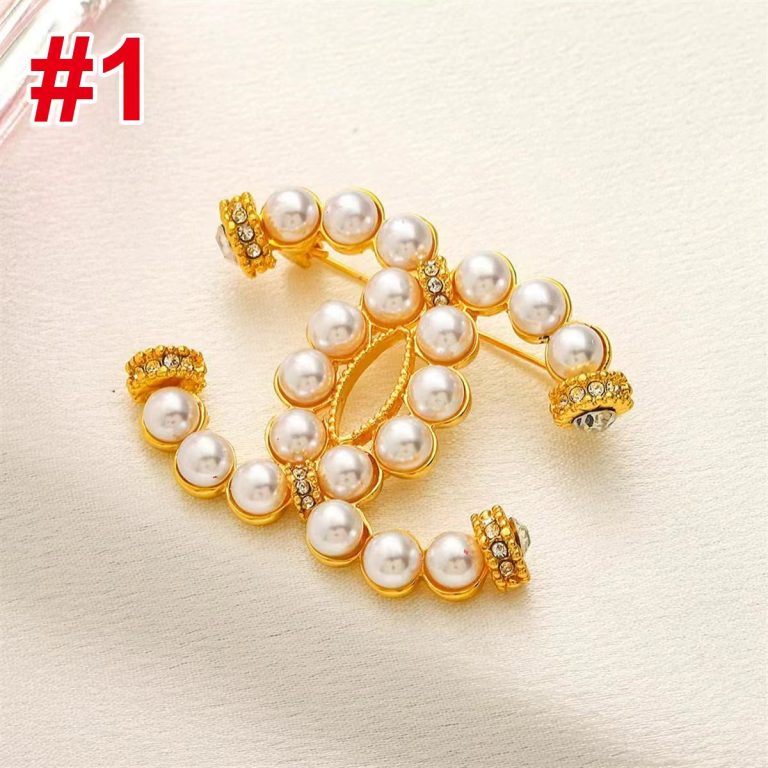 C-Brooch (DPZG2692)C-Brooch (DPZG2692)