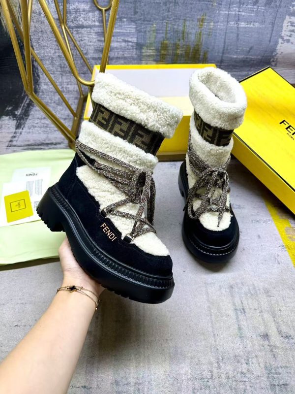 F-Lambswool boots（DP3542）F-Lambswool boots（DP3542）