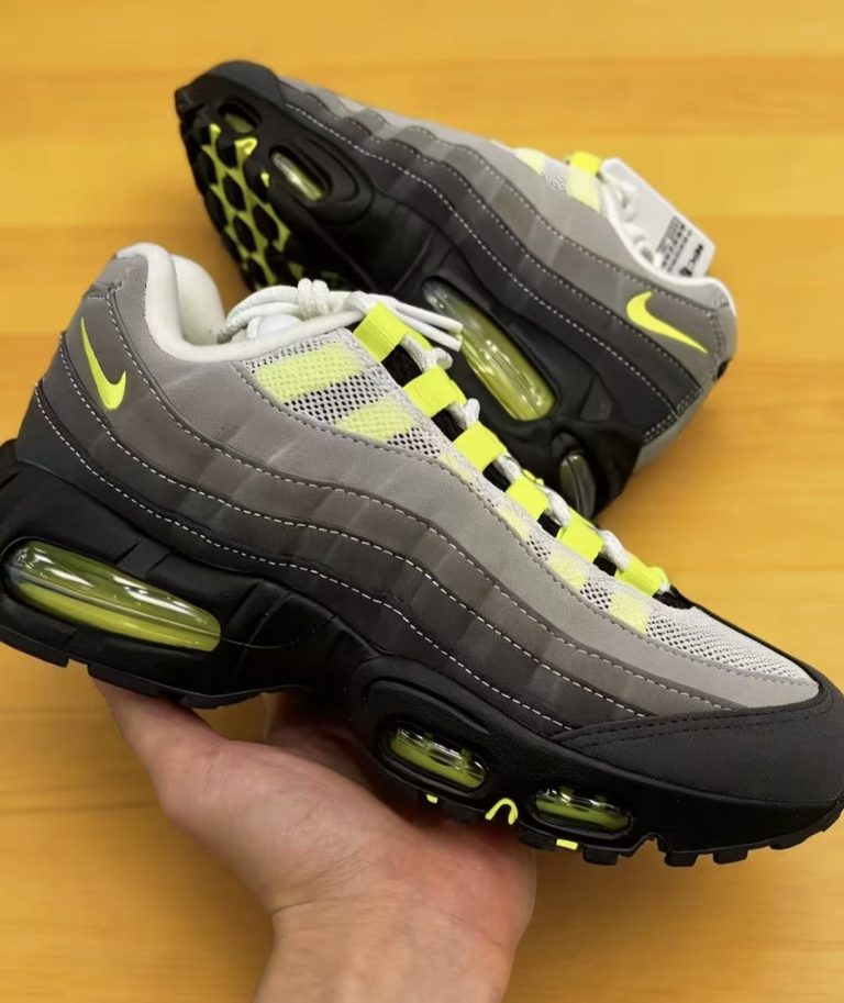 Fashion Sneakers（MZ94218）Fashion Sneakers（MZ94218）