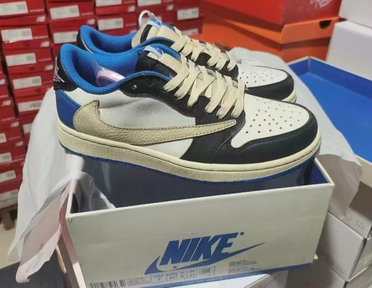 New Sneakers(MZ6015)New Sneakers(MZ6015)