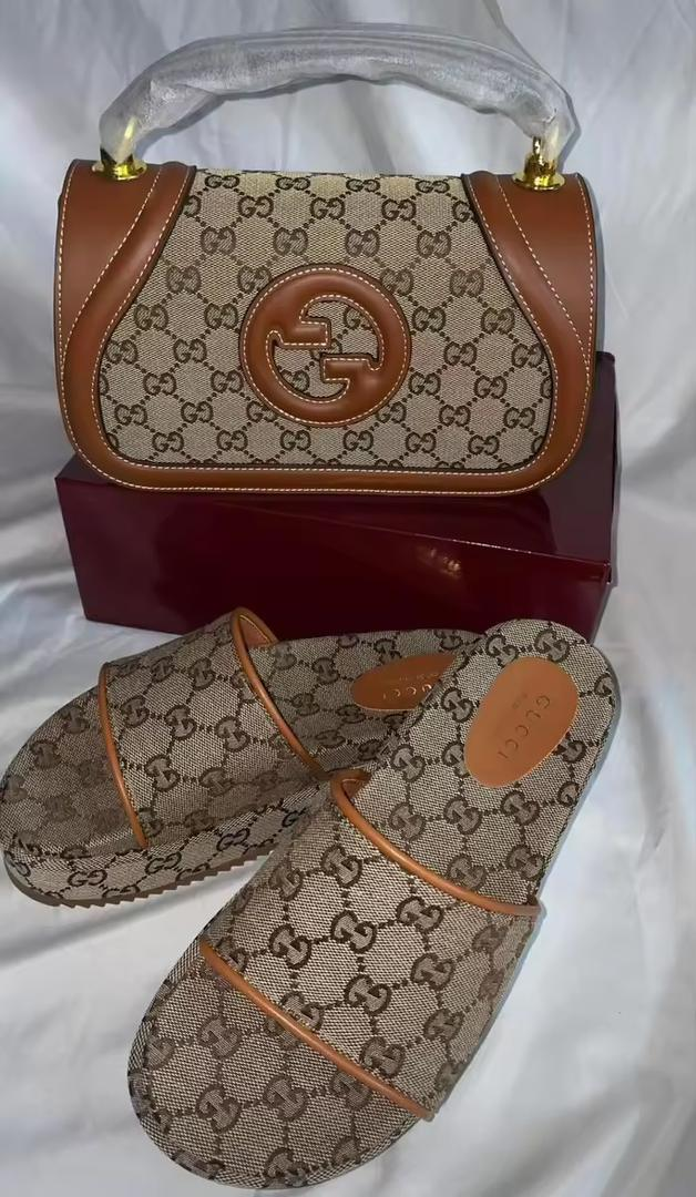 G-Women Bag and sandals（BY100）G-Women Bag and sandals（BY100）