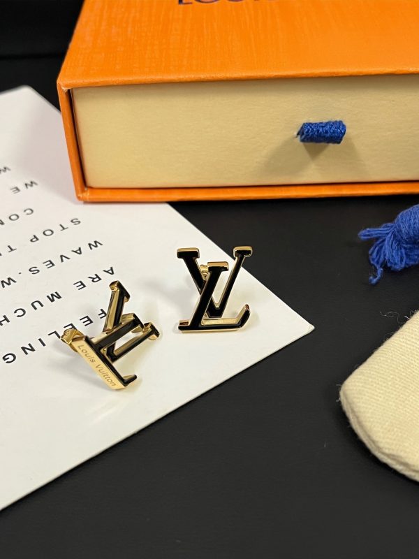 L-Classic Two Tone Earrings(A945)L-Classic Two Tone Earrings(A945)
