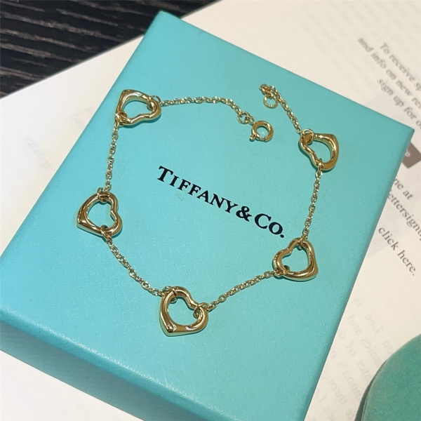 T- Heart Bracelet ( JSL229)T- Heart Bracelet ( JSL229)