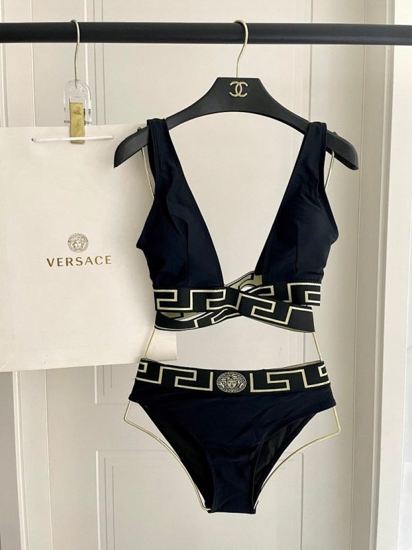 V-Swimsuit (DF405014)V-Swimsuit (DF405014)