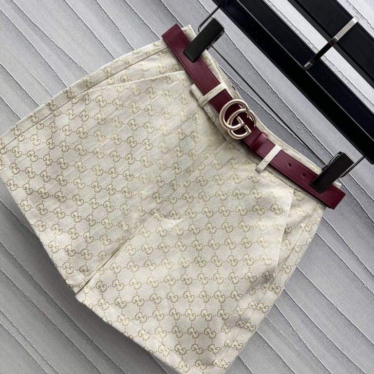 G-White Shorts( with belt)(A0609)G-White Shorts( with belt)(A0609)