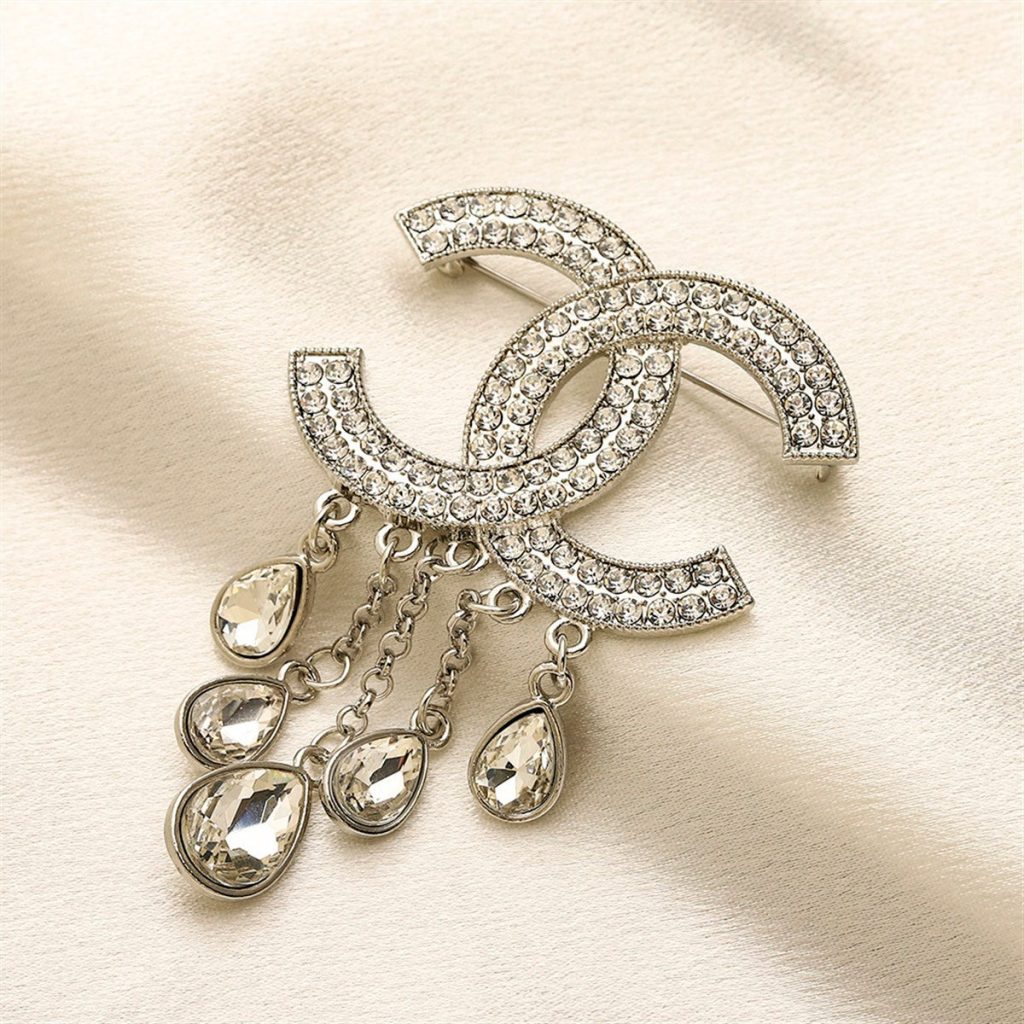 C-Brooch (DPZG3609)C-Brooch (DPZG3609)