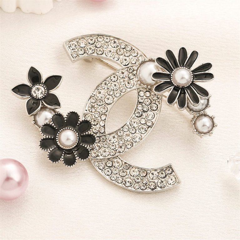 C-Brooch (DPZG2502)C-Brooch (DPZG2502)
