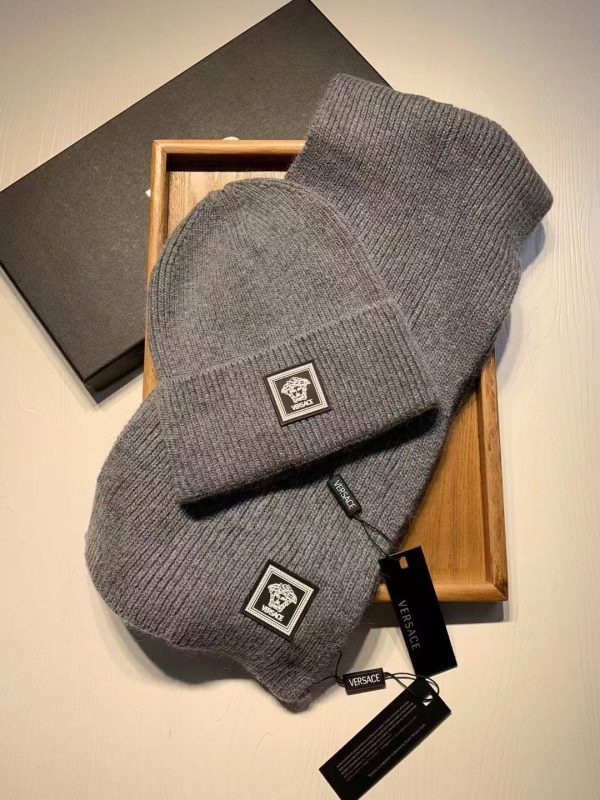 Hat and scarf two piece setHat and scarf two piece set