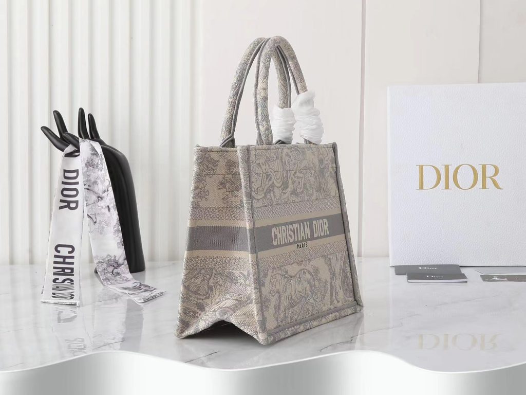 D-Embroidery Tote(L1453)D-Embroidery Tote(L1453)