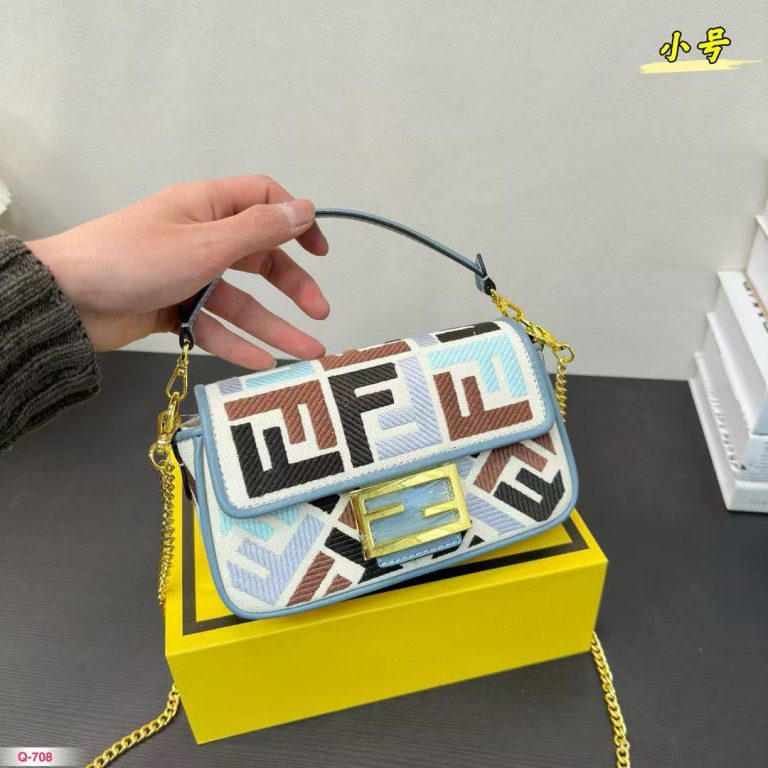 F- Lady Purse (QC18389)F- Lady Purse (QC18389)