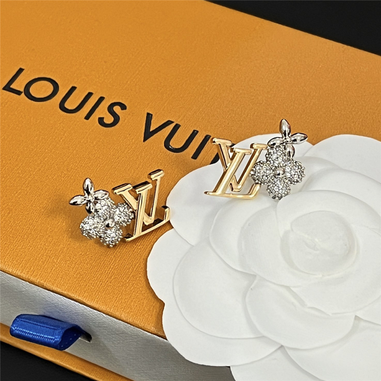 L-Diamond Flower Stud Earrings(A972)L-Diamond Flower Stud Earrings(A972)
