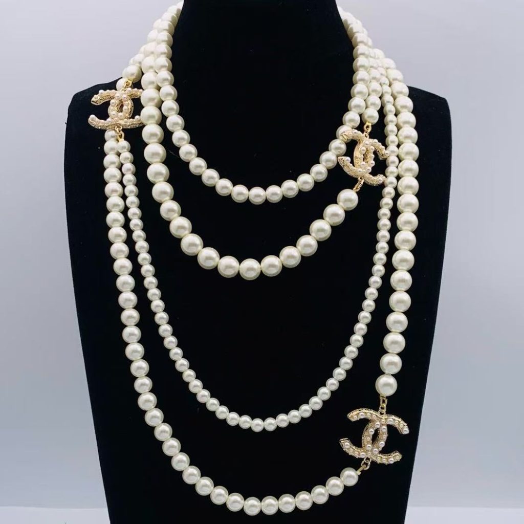 C-Sweater Layered Pearl Necklace (LL2133)C-Sweater Layered Pearl Necklace (LL2133)