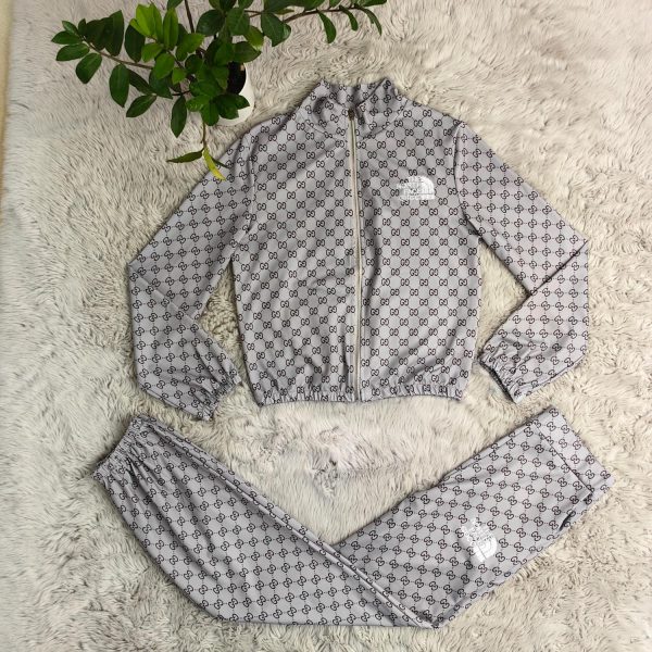 G-Printed Embroidered High Collar Two Piece Suit(J5032)