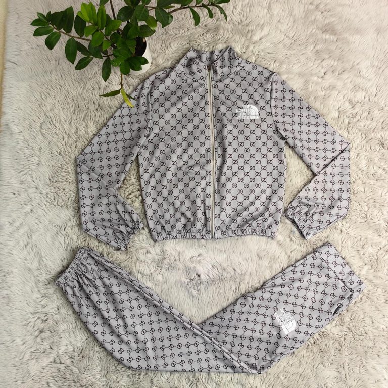 G-Printed Embroidered High Collar Two Piece Suit(J5032)G-Printed Embroidered High Collar Two Piece Suit(J5032)