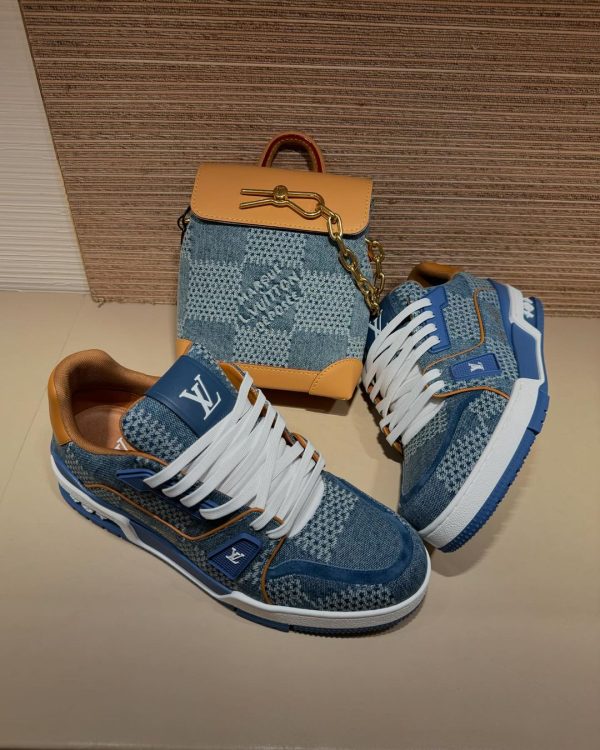 Denim Backpack and Sneaker(QM39)Denim Backpack and Sneaker(QM39)