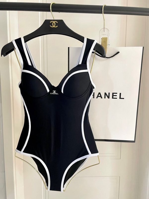 C- Swimsuit (DF1628)C- Swimsuit (DF1628)