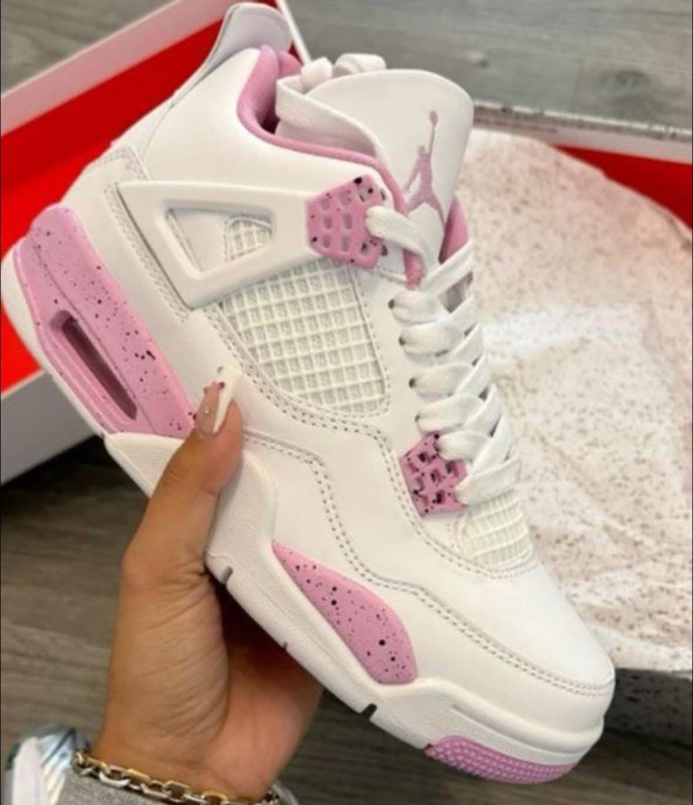 NEW Pink and White Sneakers (MZ2251)NEW Pink and White Sneakers (MZ2251)